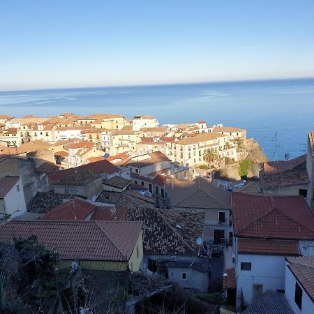 פיצו 2 Bed Apartment In The Historical Center Pizzo מראה חיצוני תמונה