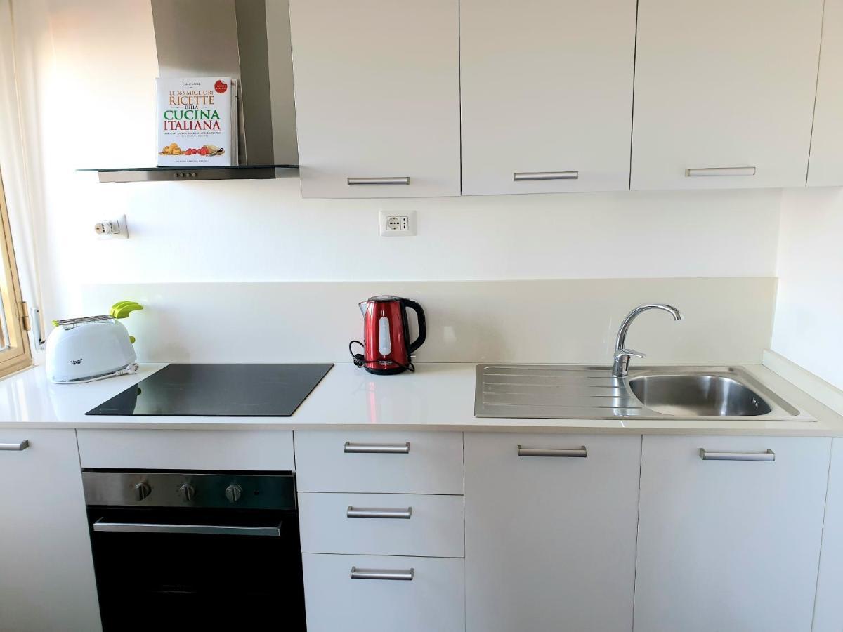 פיצו 2 Bed Apartment In The Historical Center Pizzo מראה חיצוני תמונה