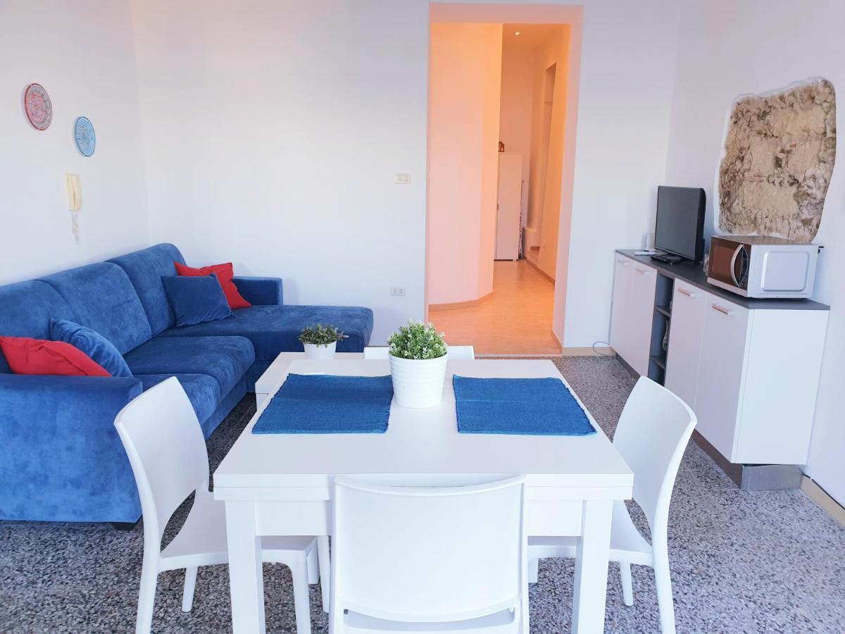 פיצו 2 Bed Apartment In The Historical Center Pizzo מראה חיצוני תמונה
