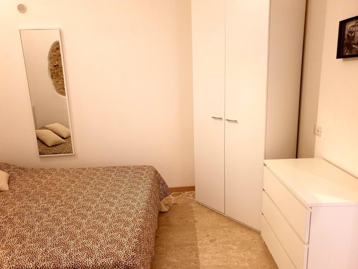 פיצו 2 Bed Apartment In The Historical Center Pizzo מראה חיצוני תמונה